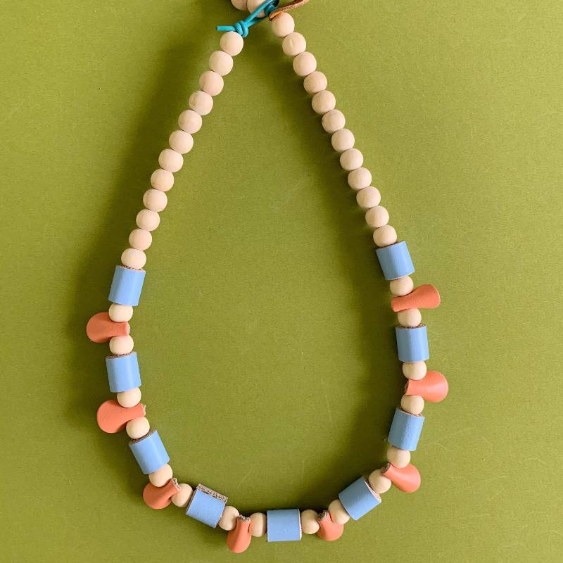 Collar INDI