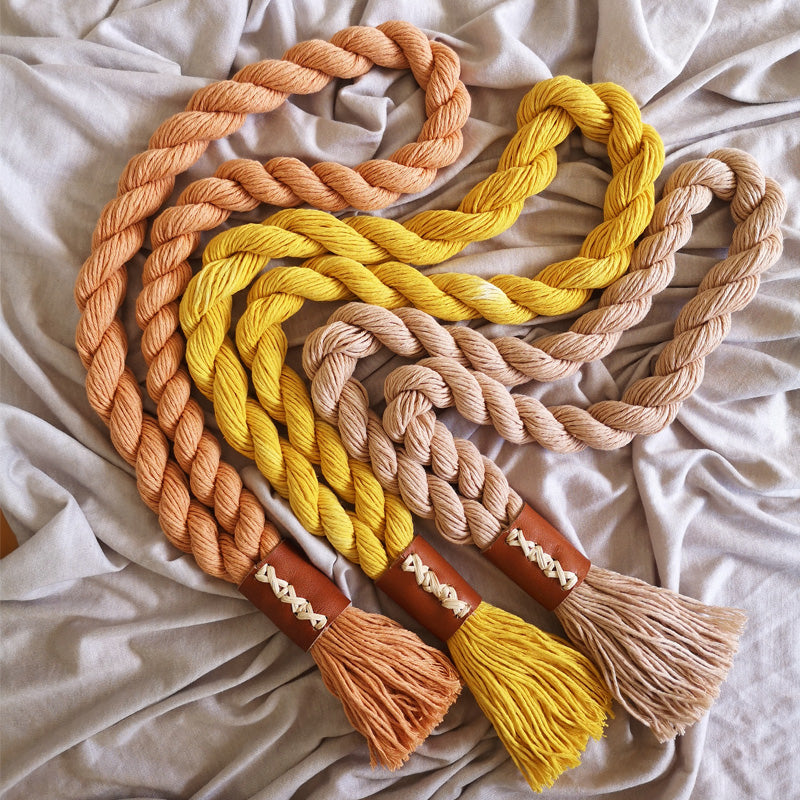 Collares Pampa en colores naranja, amarillo y salmón de la colección Guanacaste