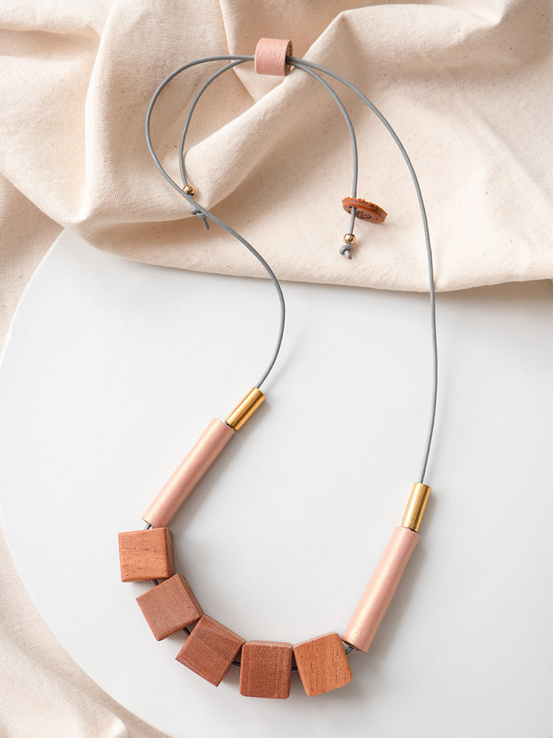 Collar Nativa rose gold