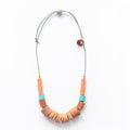 Collar Origen tubos de cuero de varios colores y piezas cilíndricas de madera de cedro amargo