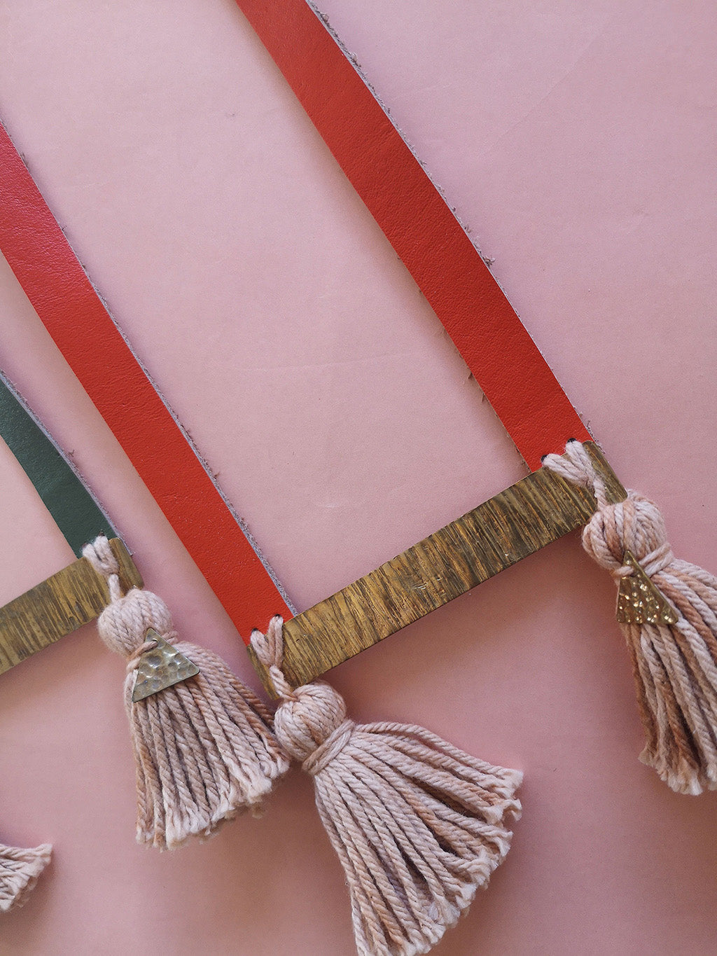 Collar Sara, incluye aretes de bronce