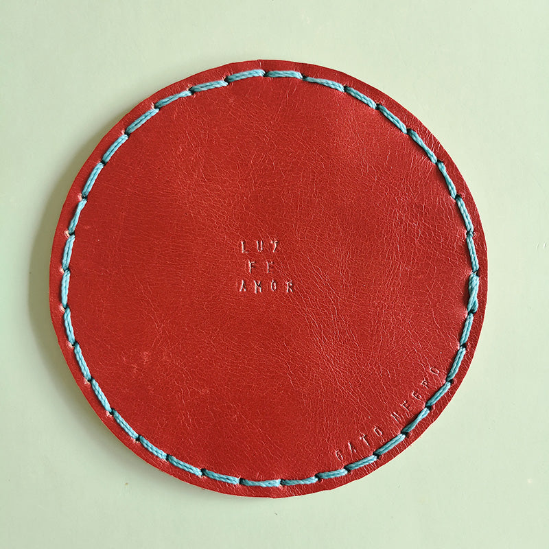 Plato de cuero multiusos color rojo