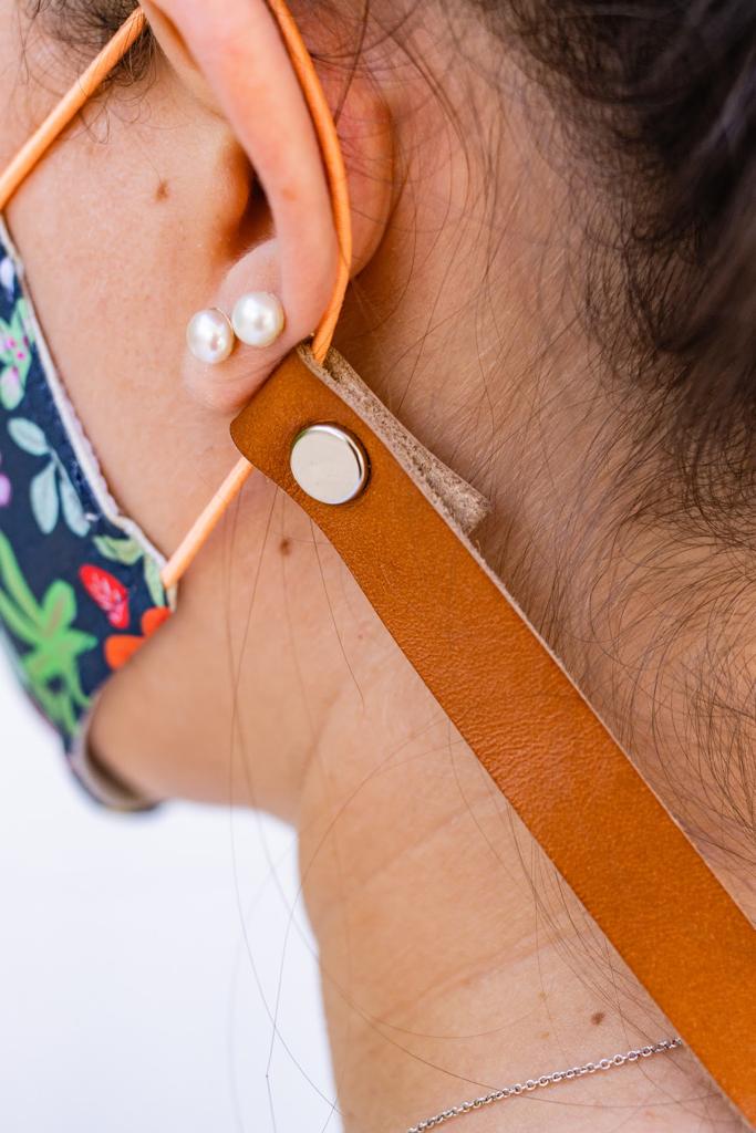 Detalle broche sujetador
